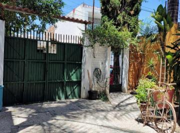 Casa de 3 habitaciones, Zapopan · Casa en Venta, Uso Suelo Mixto, Ubicadisima Cerca Lopez Mateos Sur, Aceros Bugambilias, Collin, Etc