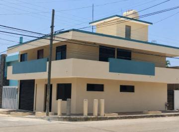 Casa de 4 habitaciones, Ciudad Madero · Grandiosa Casa en Venta de 240 m² con 4 Recámaras en Col. Los Mangos Cd. Madero Muy Cerca de Av