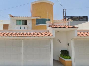 Casa de 3 habitaciones, Querétaro · Venta de Casa Colcarretas Queretaro