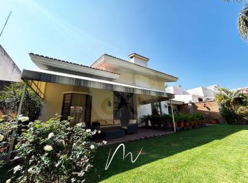 Casa · 552m² · 3 Recámaras · 3 Estacionamientos · Casa en Venta en Lomas del Valle
