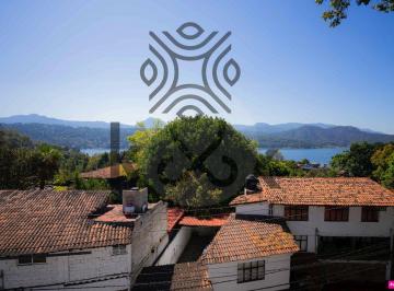 Edificio · 300m² · 2 Recámaras · 1 Estacionamiento · Edificio en Venta en Monte Alto