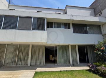 Casa · 653m² · 6 Recámaras · 2 Estacionamientos · Casa en Venta en Lomas de Tecamachalco