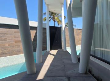 Casa de 3 habitaciones, Boca del Río · Casa con Alberca en Residencial