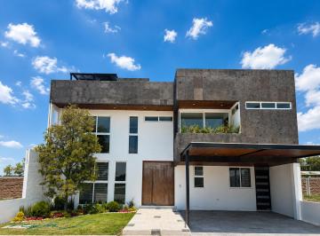 Casa de 3 habitaciones, Pachuca · Casa Jardines Residencial