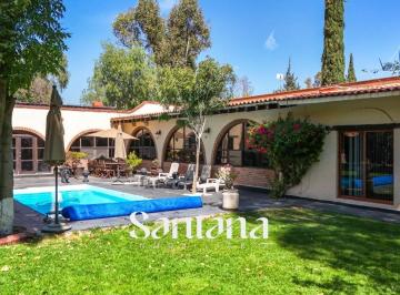 Rancho de 4 habitaciones, El Marqués · Rancho en Venta en Amazcala Queretaro