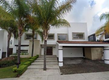 Casa de 4 habitaciones, Querétaro · Venta de Casaen Juriquilla Queretaro