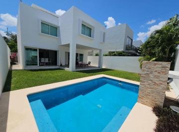 Casa de 4 habitaciones, Benito Juárez · Residencial Cumbres - Se Vende o Renta Preciosa Casa con o Sin Muebles de 3 Recámaras!
