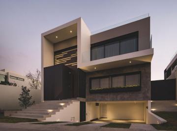 Casa · 230m² · 4 Recámaras · 2 Estacionamientos · Venta Casa en Santiago Nuevo León, México. - (4)
