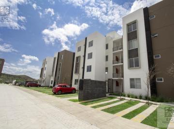 Torres de departamento · Casa en Colinas de San Isidro a un Costado de Cañadas