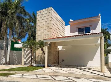 Casa de 4 habitaciones, Benito Juárez · Casa en Renta en Villamagna