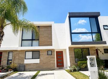 Casa en condominio · 120m² · 3 Recámaras · 2 Estacionamientos · Casa en Condominio - Residencial El Refugio