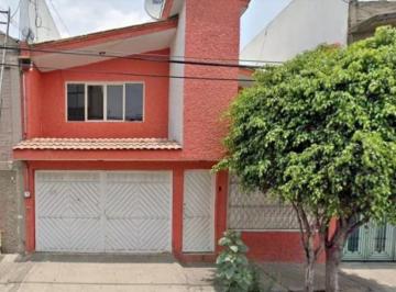 Casa de 4 habitaciones, Nezahualcóyotl · Venta de Casa en Bellas Artes Metropolitana