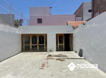 Casa de 5 habitaciones, Zapopan · Casa con 390 m² de Superficie de Terreno en Venta en Chapalita Sur