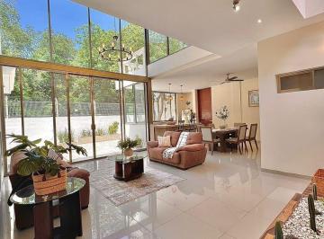 Casa · 310m² · 4 Recámaras · Casa en Venta Residencial Encuentro - Playa del Carmen