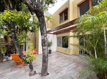 Casa · 182m² · 3 Recámaras · 2 Estacionamientos · Casa Residencial Allegranza en Venta - Playa del Carmen