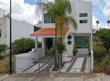 Casa de 4 habitaciones, Querétaro · Venta de Casa en Juriquilla Queretaro