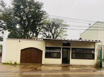Local comercial · 4 Estacionamientos · Local - Coatepec Centro
