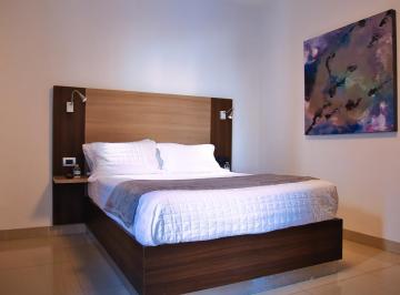 Departamento de 1 habitación, León · Habitación Amueblada, Equipada y Confortable en Zona Céntrica.