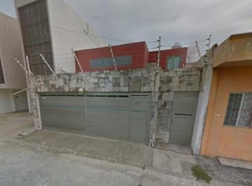 Casa de 3 habitaciones, Coatzacoalcos · Se Vende Exclenete Casa Col. El Paraiso Coatzacoalco, Veracruz