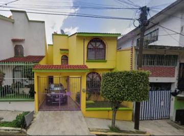 Casa de 3 habitaciones, Xalapa · Se Vende Casa en Excelente Precio, Col. Emiliano Zapata, Xalapa Enrique, Veracruz
