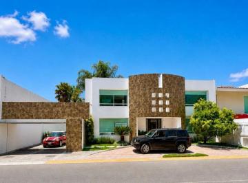 Casa de 4 habitaciones, Pachuca · Casa en Venta Residencial Club de Golf Pachuca 500 m² Terreno