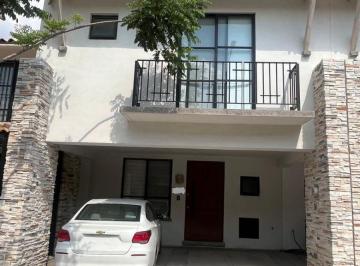 Casa de 3 habitaciones, León · Venta de Casa en Sacromonte