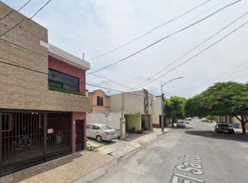 Casa de 3 habitaciones, Guadalupe · Preciosa Casa en Remate en Riberas del Rio, Guadalupe, N. L.