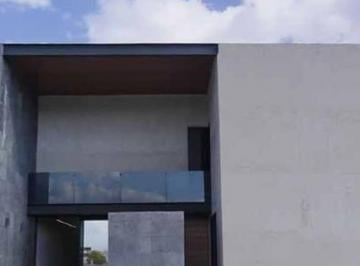 Casa · 249m² · 2 Recámaras · 3 Estacionamientos · Casa Blvd. Reforma 52, 72830 Lomas de Angelópolis, Pue.