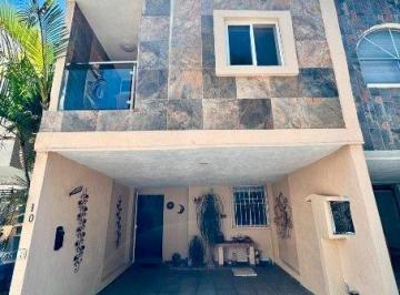 Casa · 90m² · 3 Recámaras · 2 Estacionamientos · Casa en Venta Fracc. El Encanto Puebla