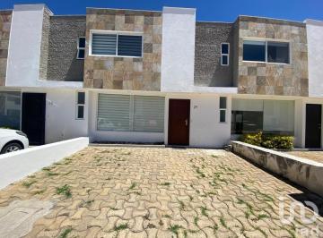 Casa · 112m² · 3 Recámaras · 2 Estacionamientos · Casa en Venta en Sonterra, Querétaro