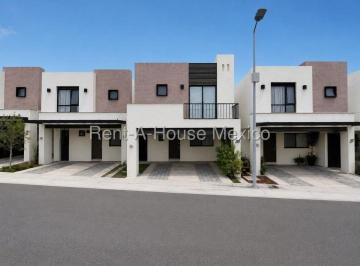 Casa en condominio de 3 habitaciones, El Marqués · Casa en Renta en Zibata con 3 Recamaras | Sala Tv | Amenidades