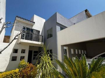 Casa de 3 habitaciones, Tijuana · Casa en Venta en Hacienda Agua Caliente Tijuana
