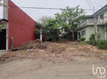 Terreno / Lote · 200m² · Terreno en Venta en Col Renacimiento, Veracruz, Veracruz