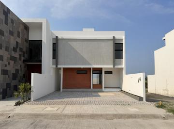 Casa · 140m² · 3 Recámaras · 2 Estacionamientos · Casa Nueva en Venta Lomas del Dorado Boca del Rio