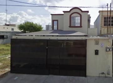 Casa de 4 habitaciones, Matamoros · Casa en Venta en Satelite Bugambilias en Heroica Matamoros Tamaulipas
