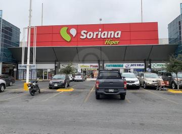 Local comercial · 16169m² · 40 Estacionamientos · Local en Renta en 3 Caminos