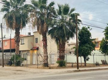N/A · Casa en Renta en Hacienda Dorada, con Excelente Ubicacion!