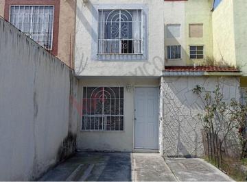 N/A · Venta de Casa en Temoaya, Ubicada a  solo 5 Min del Parque Industrial Toluca 2,000.