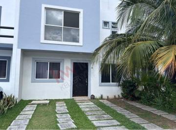 N/A · Venta de Casa 3 Recamaras Residencial Almena Cancun Sobre Av Las Torres