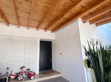Casa en condominio de 3 habitaciones, Querétaro · Preciosa Casa en Lomas del Campanario II