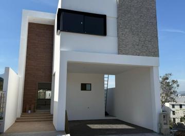 Casa · 256m² · 4 Recámaras · 2 Estacionamientos · Casa Venta Casa en Fracc. Alamo Sur