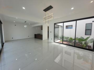 Casa · 320m² · 3 Recámaras · 3 Estacionamientos · Casa con Roof Garden | Lomas del Dorado