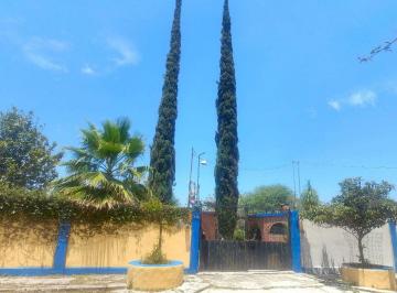 Casa de 2 habitaciones, Tlajomulco de Zúñiga · Casa en Venta en Jardines de La Calera - Calzada del Trueno 353