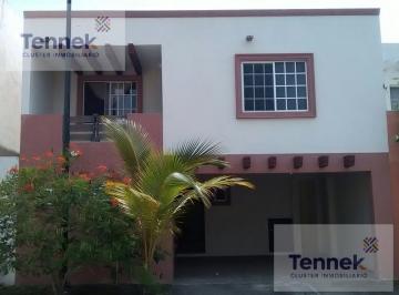 Casa · 118m² · 4 Recámaras · 1 Estacionamiento · Casa - Fraccionamiento Villas Náutico