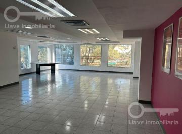 Oficina · 450m² · Oficina en Renta en Av Independencia, Col. Maria de La Piedad, Coatzacoalcos, Ver.