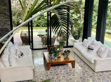 ad24df6bf894b029534349511c0ab2e99b3341df5892b21d6dcc1af72d7c82b9 · Renta o Venta. Hermosa Casa en Yucatán Country Club, Privada Tumín