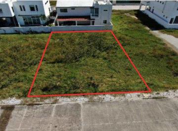 Terreno / Lote , Carmen · Oportunidad Bancaria: Terreno en Carmen Country Club