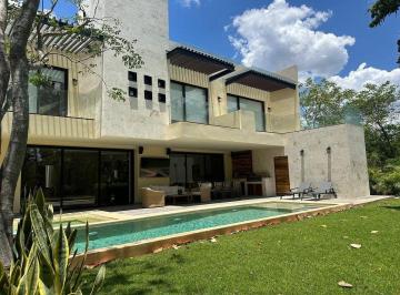 76bd5c724347f18ea31b9bf1d682380304eb02e3af9ec7a33ea8e7b7392fe4f8 · De Lujo en Yucatán Country Club, con Vista Al Campo de Golf y Al Lago