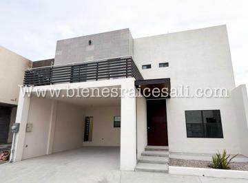Casa · 3 Recámaras · 2 Estacionamientos · Casa - La Retama