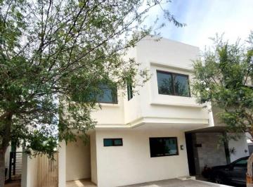 Casa de 4 habitaciones, Zapopan · Casa en Renta Coto Roble Bosques Vallarta 3 Recámaras a Estrenar